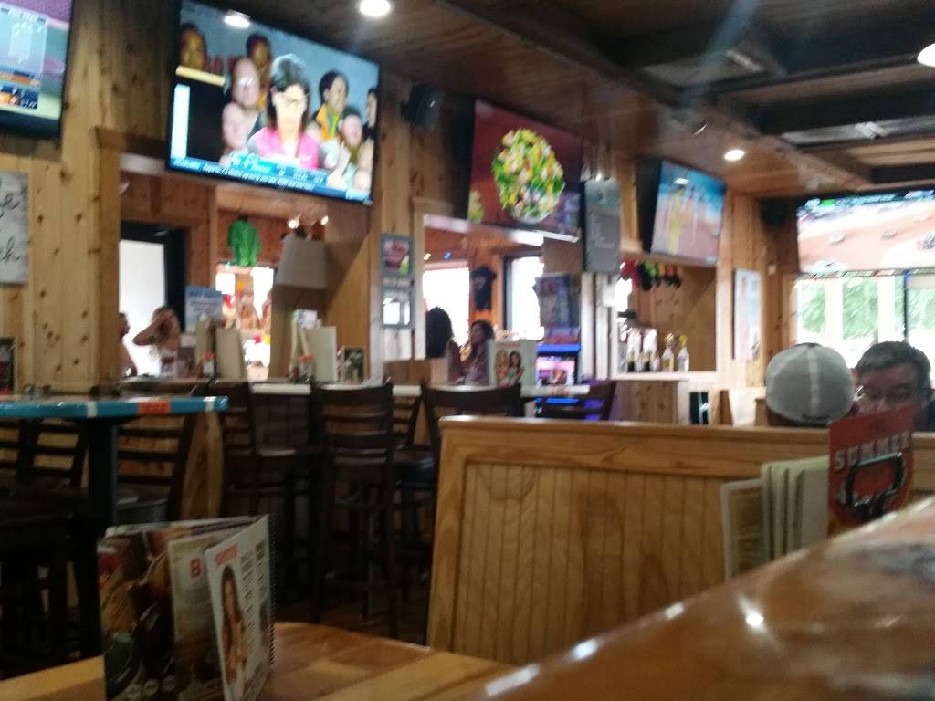 Hooters | meal takeaway | 13606 Bruce B Downs Blvd, Tampa, FL 33613, USA | 8139721682 OR +1 813-972-1682