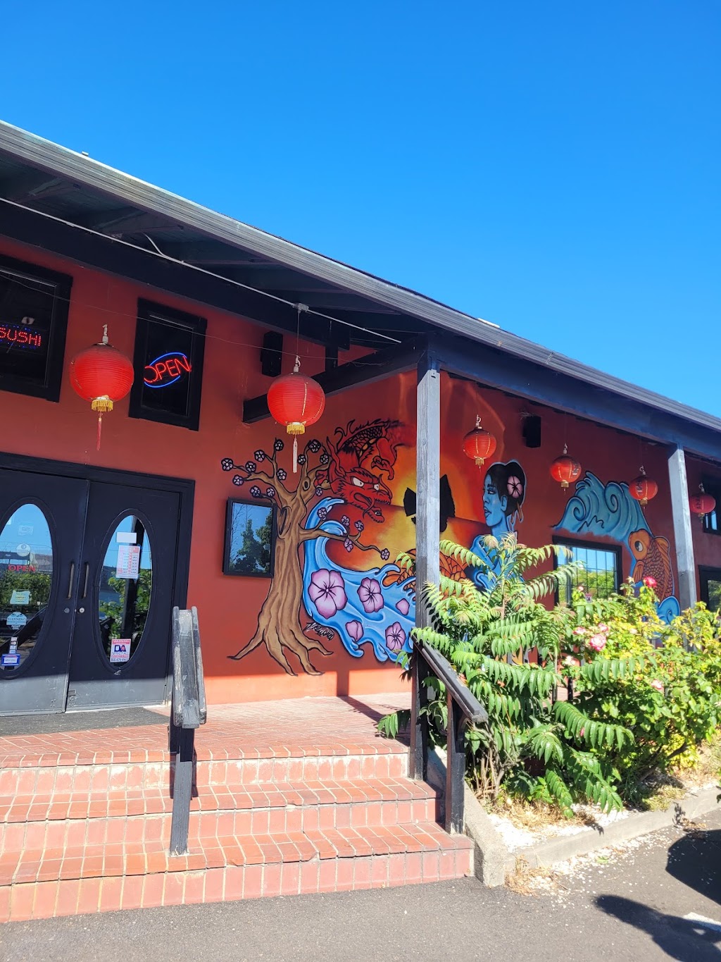 Shiki Sushi Bar & Thai Restaurant | restaurant | 17 W 4th St, Medford, OR 97501, USA | 5417798831 OR +1 541-779-8831