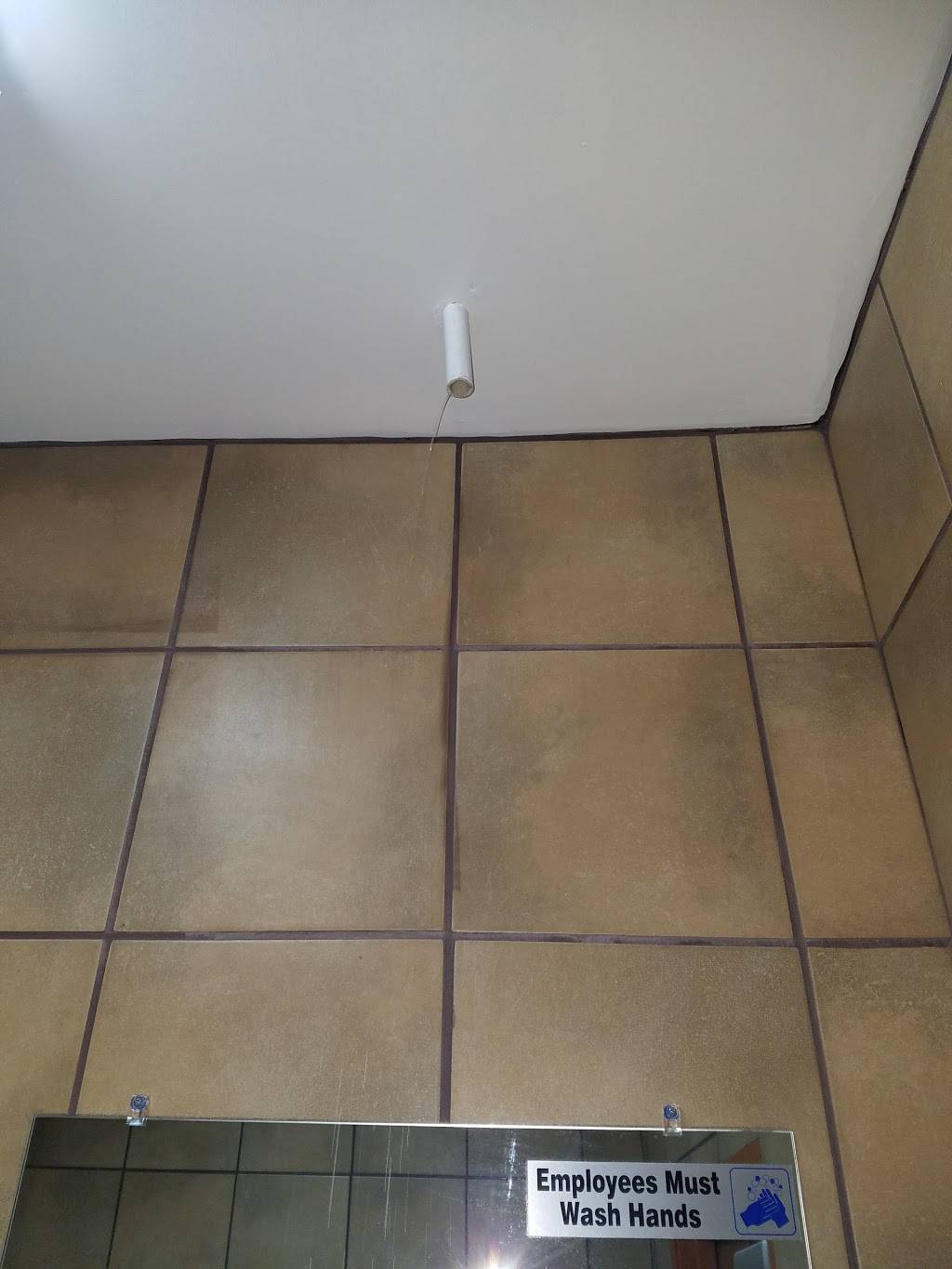 Subway Restaurants | restaurant | 3535 S Interstate 35, Denton, TX 76210, USA | 9403843429 OR +1 940-384-3429