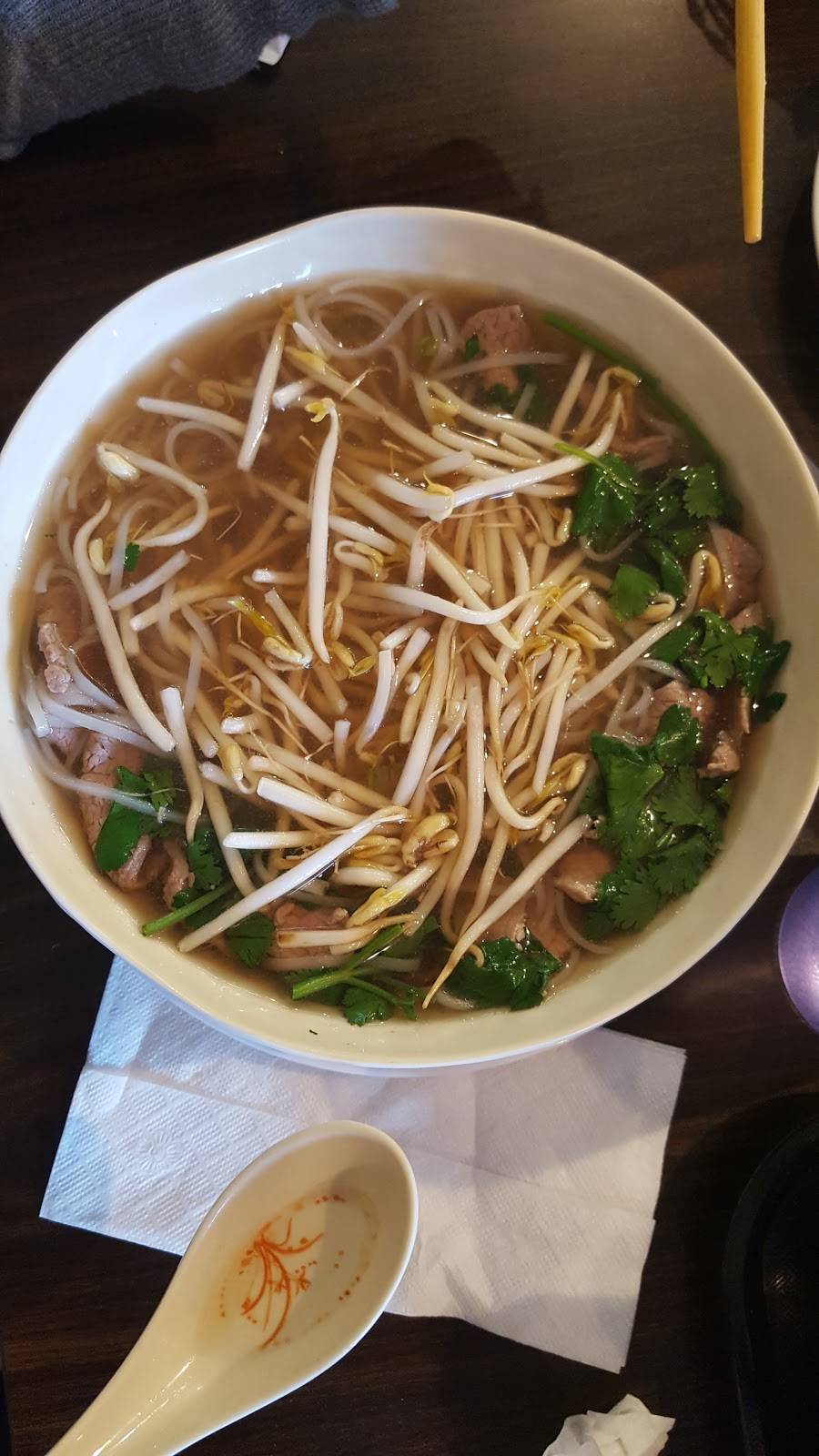 JJ Sushi & Pho | restaurant | 111 W Olive Dr Suite E, San Ysidro, CA 92173, USA | 016196901888 OR +52 619 690 1888