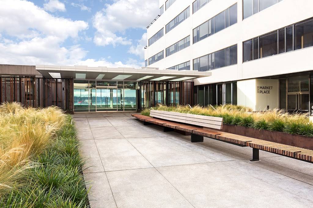 Aerlume Seattle | restaurant | 2003 Western Ave Suite C, Seattle, WA 98121, USA | 2065392200 OR +1 206-539-2200