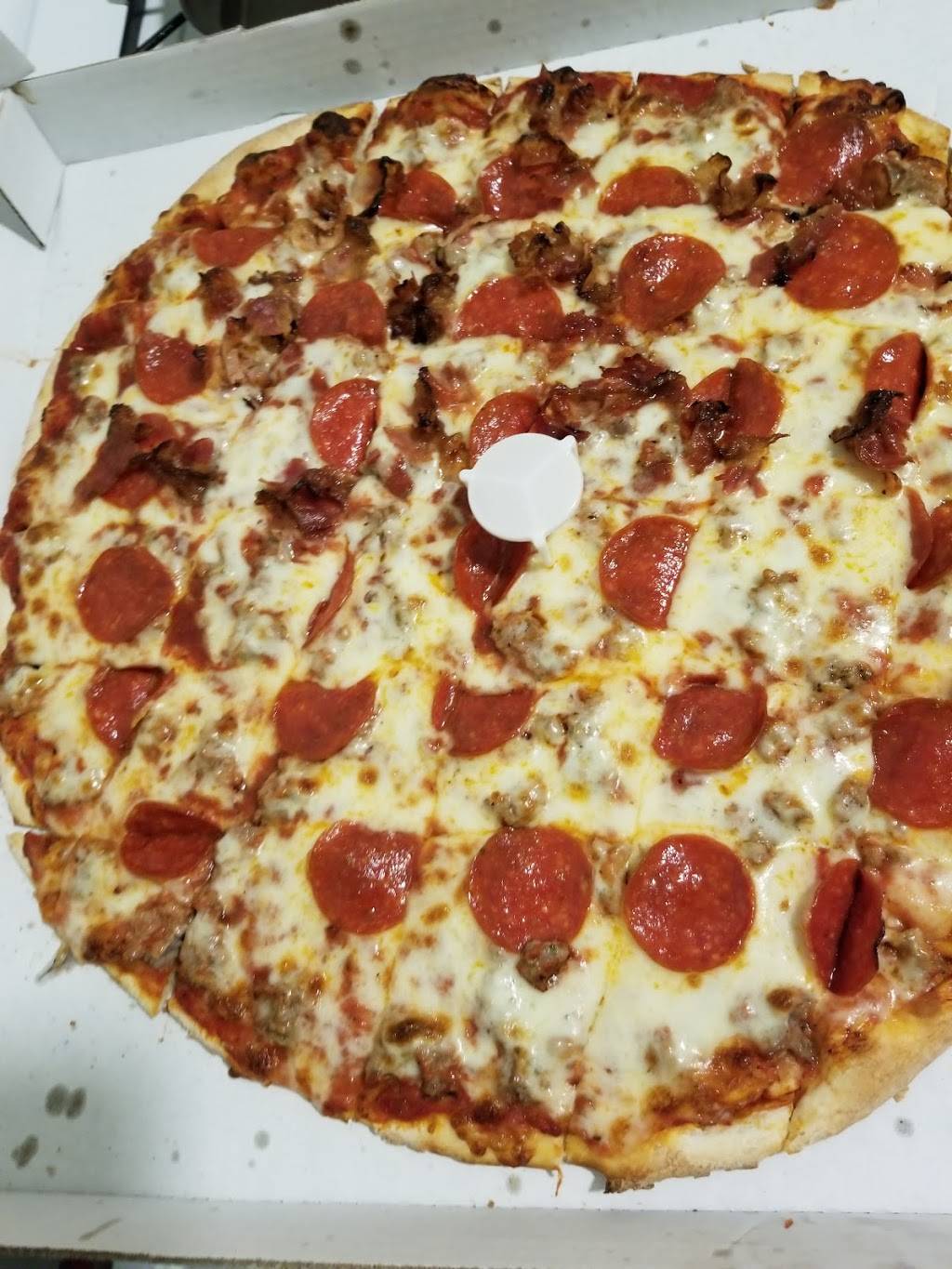 Annas Pizza | restaurant | 207 Pratt St, Streator, IL 61364, USA | 8156725557 OR +1 815-672-5557