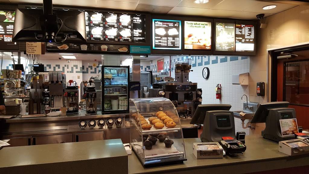 McDonalds | cafe | 4802 W 57th St, Indianapolis, IN 46254, USA | 3172911920 OR +1 317-291-1920