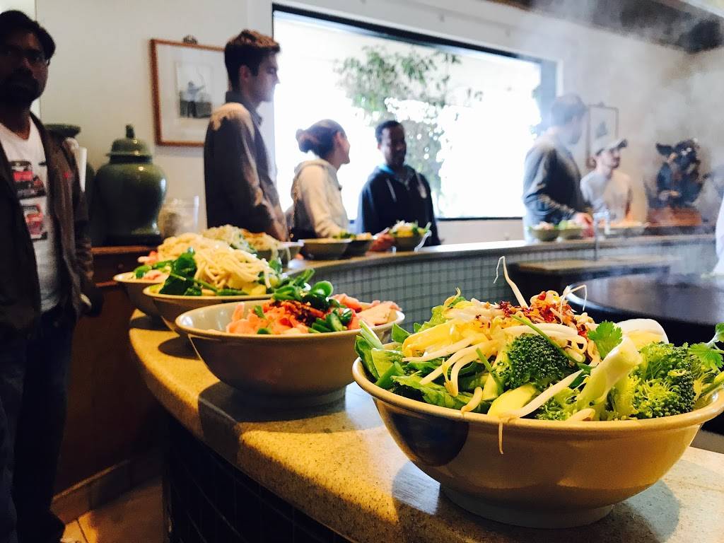 Big Wok Mongolian BBQ | restaurant | 250 N Sepulveda Blvd, Manhattan Beach, CA 90266, USA | 3107981155 OR +1 310-798-1155