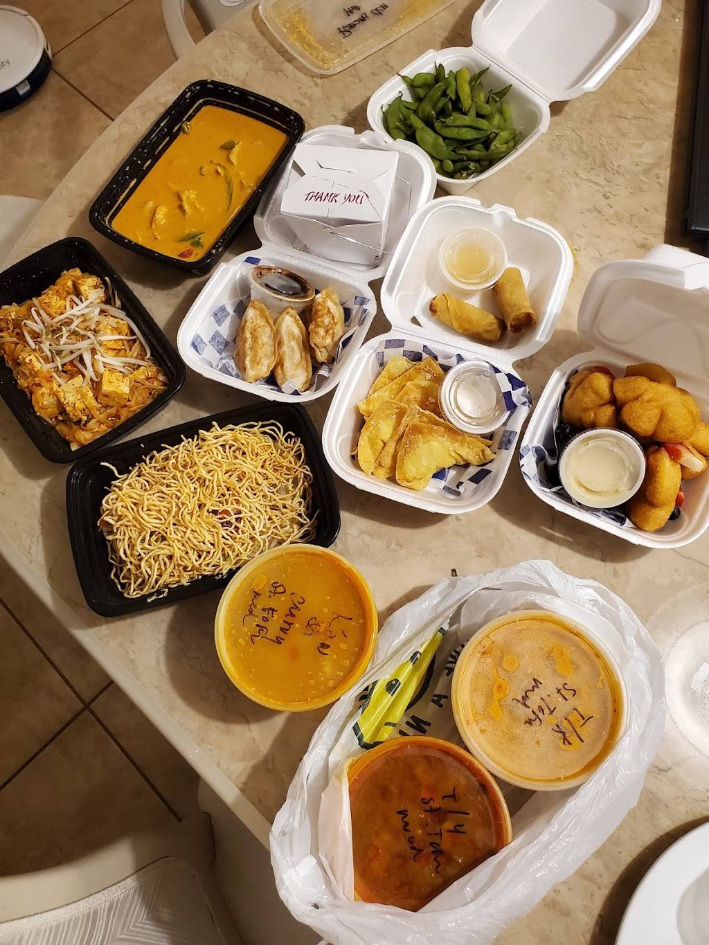 Binto Thai | restaurant | 28811 S Tamiami Trail STE 4, Bonita Springs, FL 34134, USA | 2396768683 OR +1 239-676-8683