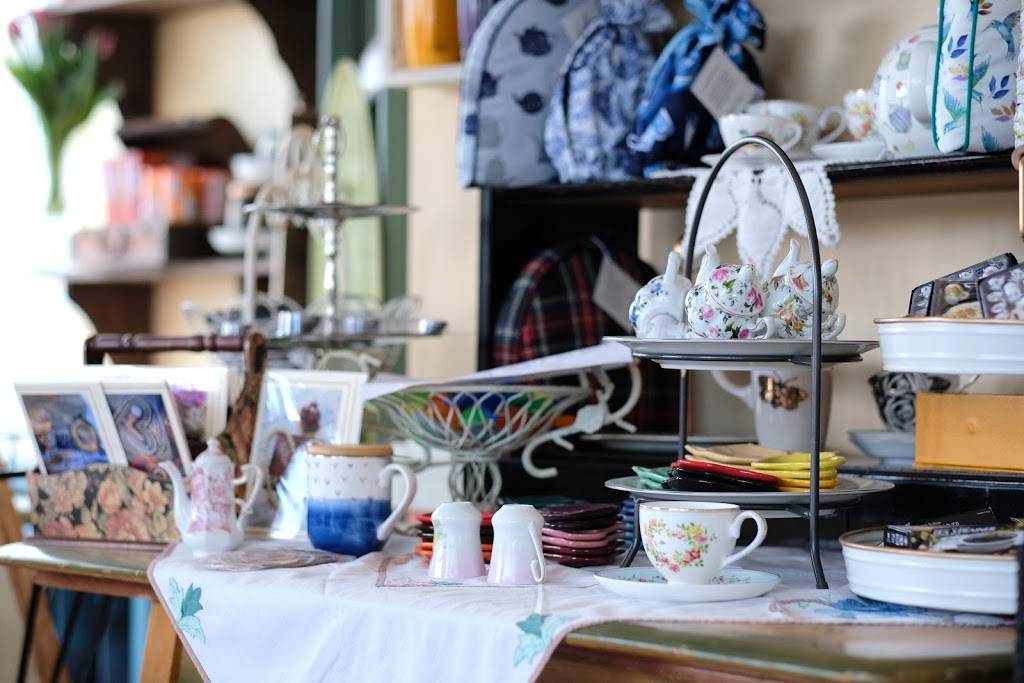 Lovejoys Tea Room of Portland | cafe | 3286 NE Killingsworth St, Portland, OR 97211, USA | 5035677888 OR +1 503-567-7888