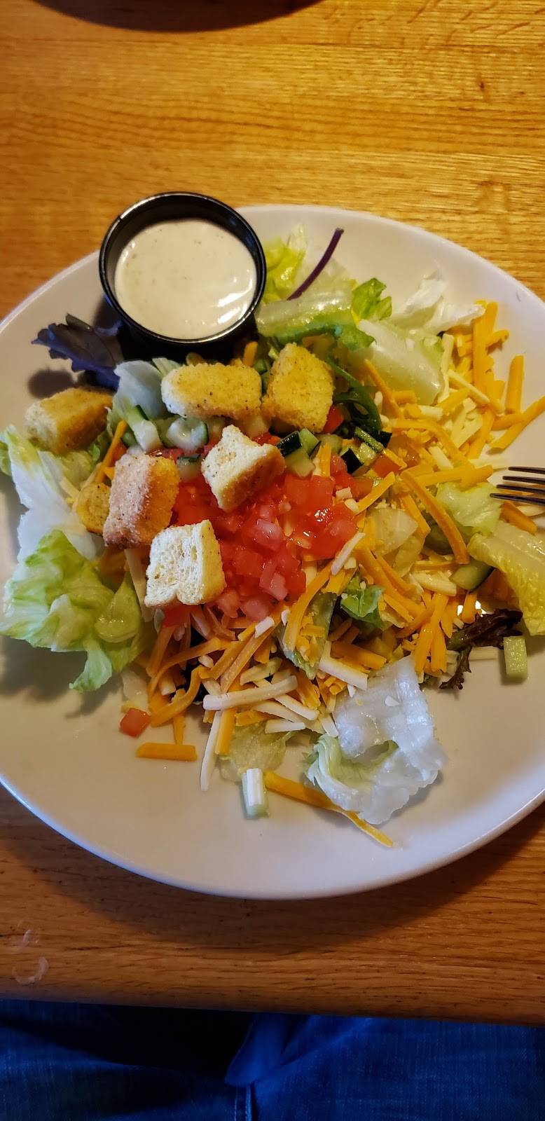 Applebees Grill + Bar | restaurant | 850 Chippewa Town Center Drive, Beaver Falls, PA 15010, USA | 7248472660 OR +1 724-847-2660