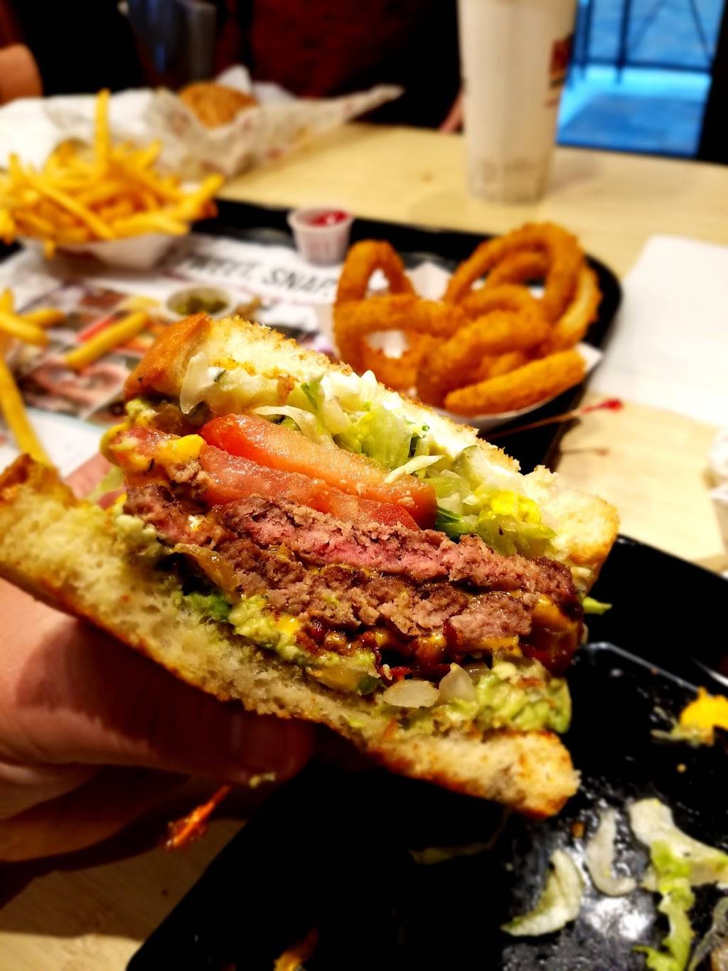 The Habit Burger Grill | restaurant | 22 Farm View, Montvale, NJ 07645, USA | 2013912407 OR +1 201-391-2407