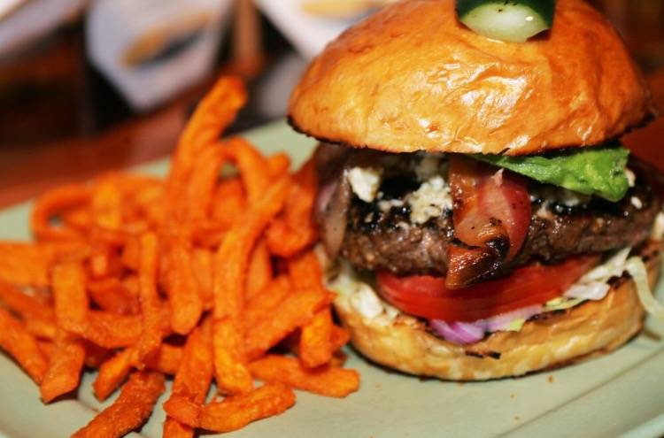 Lopez & Leftys | restaurant | 1759 S Claudina Way, Anaheim, CA 92805, USA | 7143000000 OR +1 714-300-0000