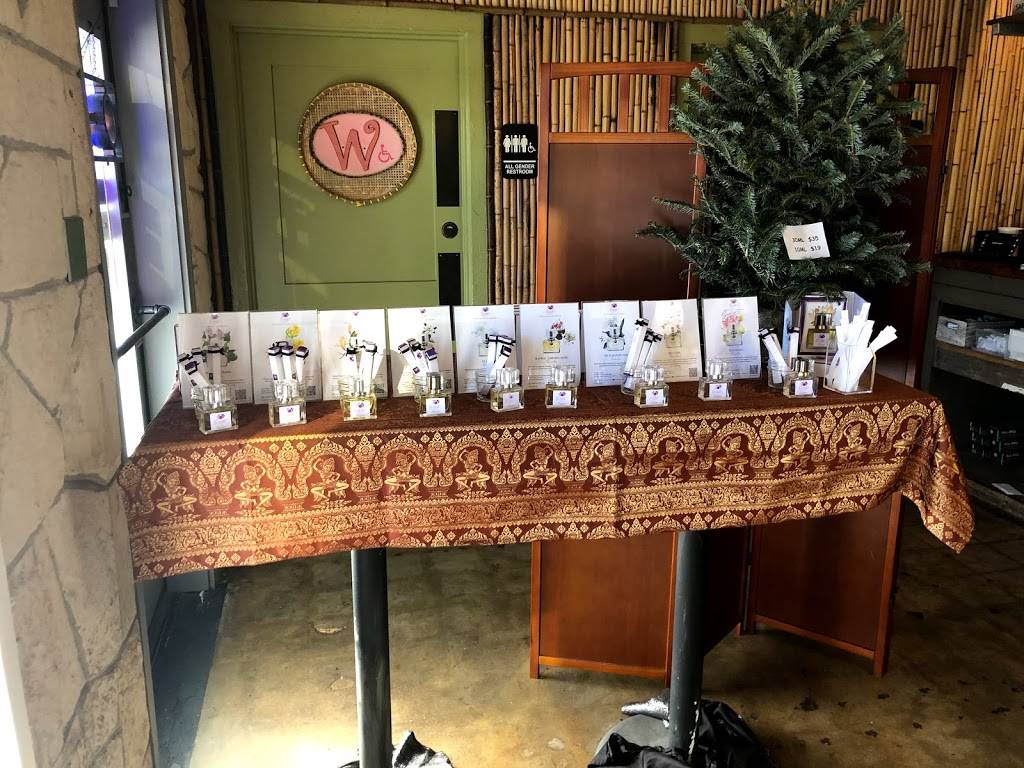 Super Thai Cuisine | restaurant | 2024 S Lamar Blvd, Austin, TX 78704, USA | 5122847004 OR +1 512-284-7004