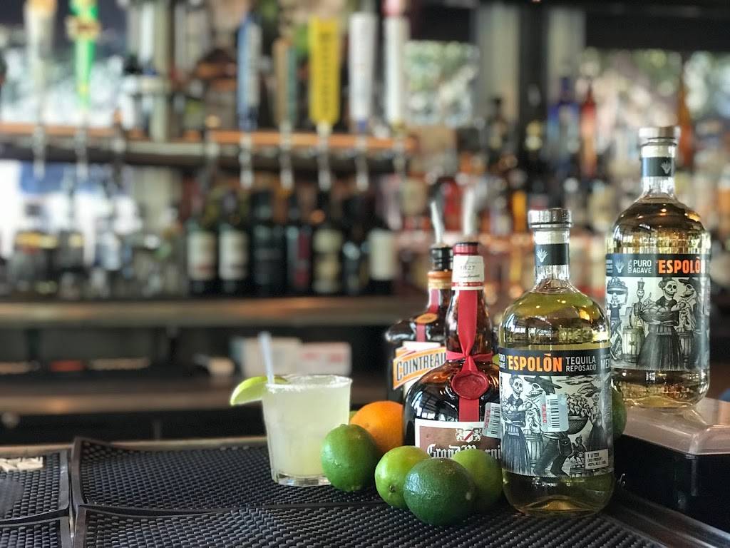 Two Step Restaurant and Cantina | restaurant | 9840 W Loop 1604 N, San Antonio, TX 78254, USA | 2106882686 OR +1 210-688-2686