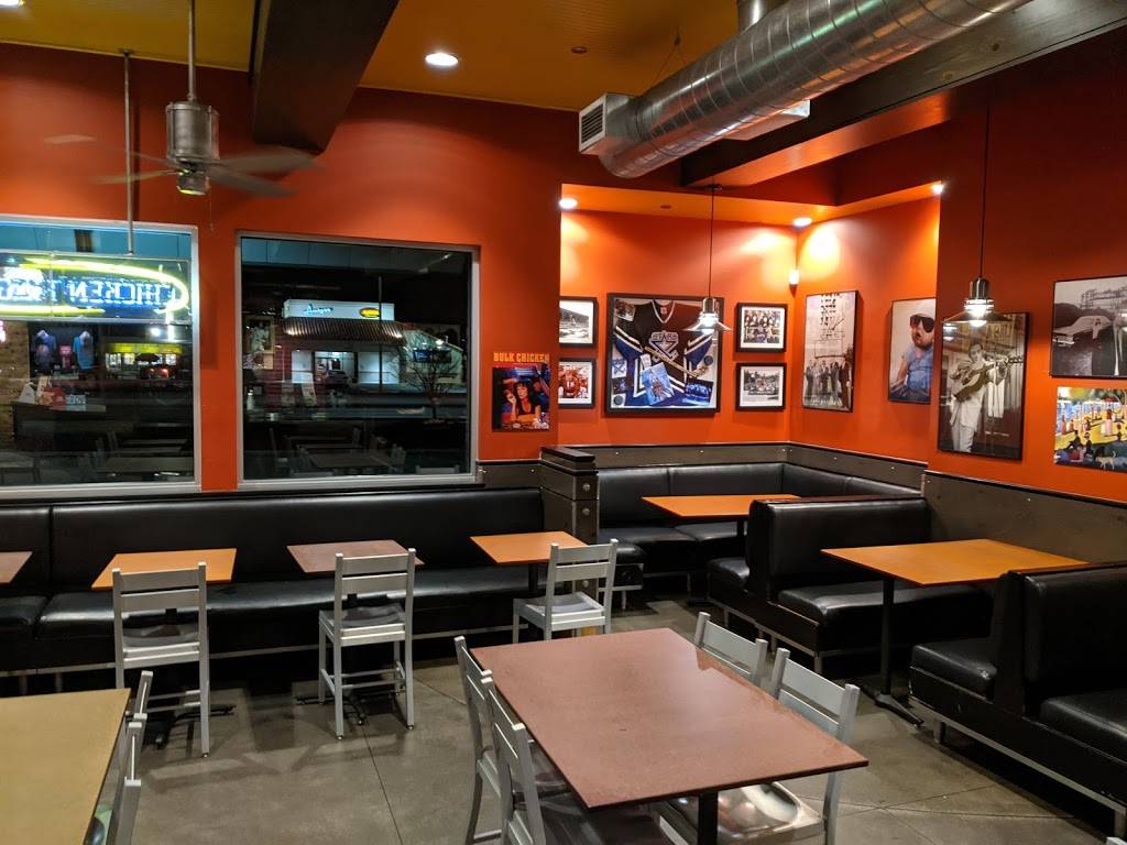 Raising Canes Chicken Fingers | meal takeaway | 2820 Cornhusker Hwy, Lincoln, NE 68504, USA | 4024135100 OR +1 402-413-5100