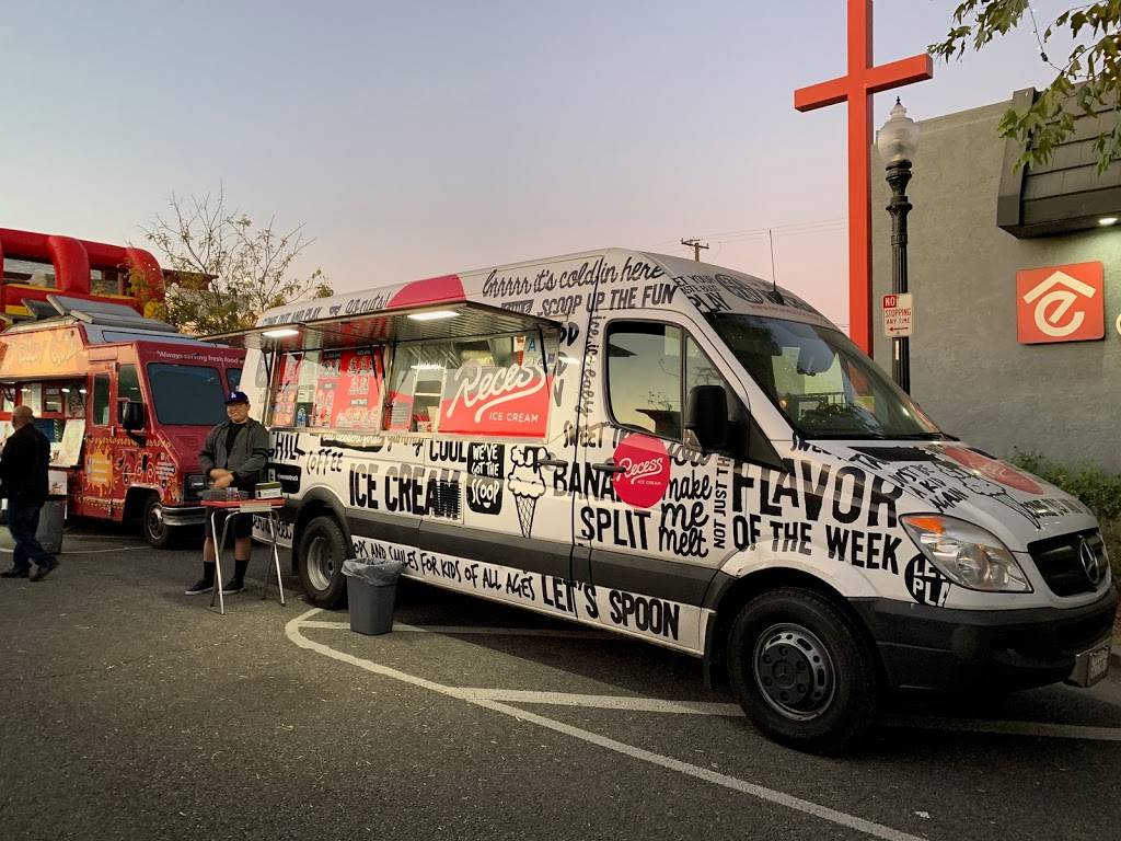 Recess Truck | restaurant | 7782 San Fernando Rd, Sun Valley, CA 91352, USA | 6262099831 OR +1 626-209-9831