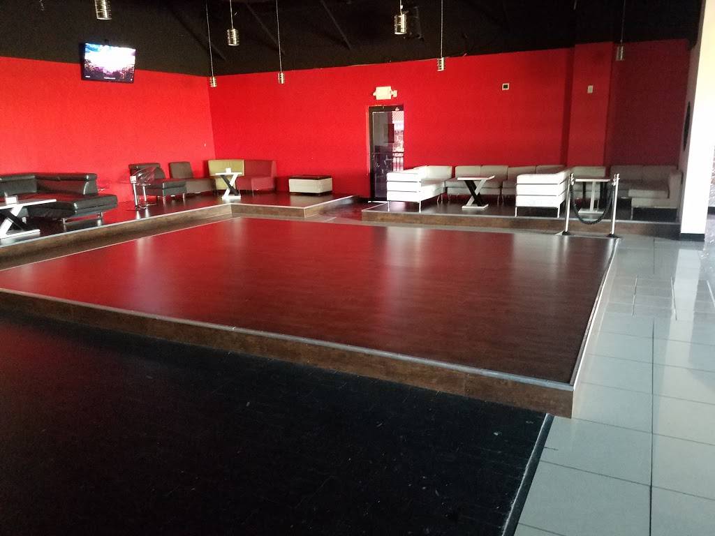 Blu Fish Bar & Grill | restaurant | 2535 E Arkansas Ln #361, Arlington, TX 76010, USA | 8178097924 OR +1 817-809-7924