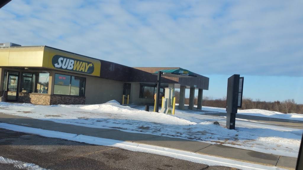 Subway | meal takeaway | 1905 E Hwy 7, Montevideo, MN 56265, USA | 3202692233 OR +1 320-269-2233