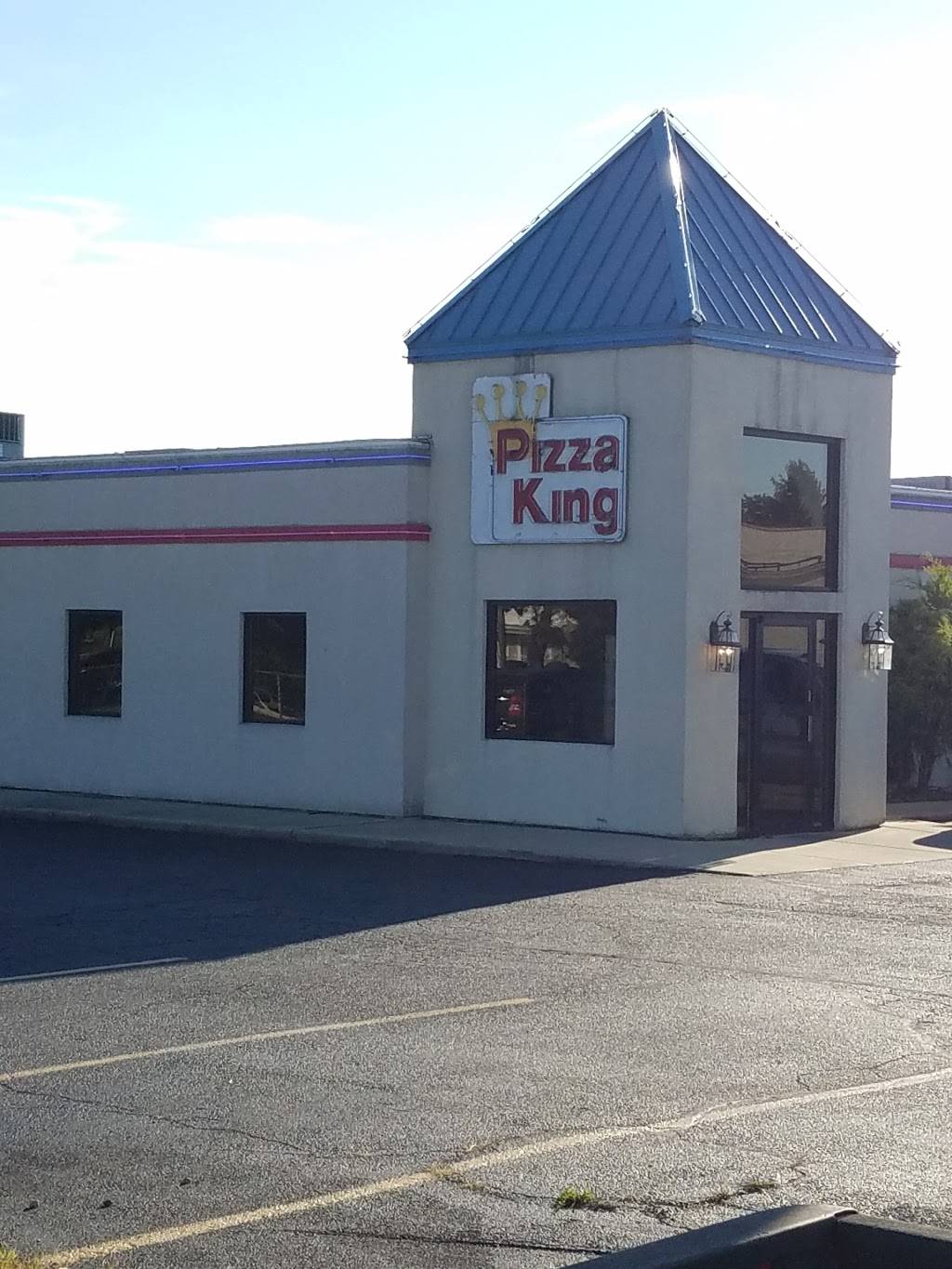 Pizza King | restaurant | 1904 S Anderson St, Elwood, IN 46036, USA | 7655525014 OR +1 765-552-5014