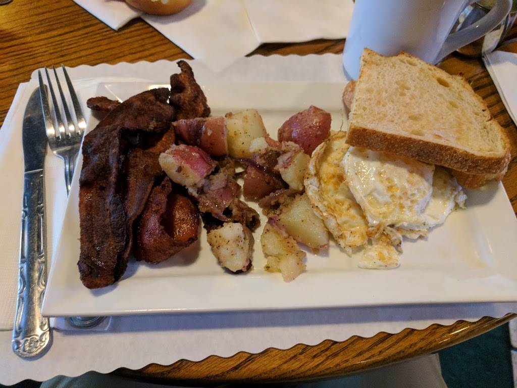 Basils | restaurant | 2324 Grand Canal Blvd #4, Stockton, CA 95207, USA | 2094786290 OR +1 209-478-6290