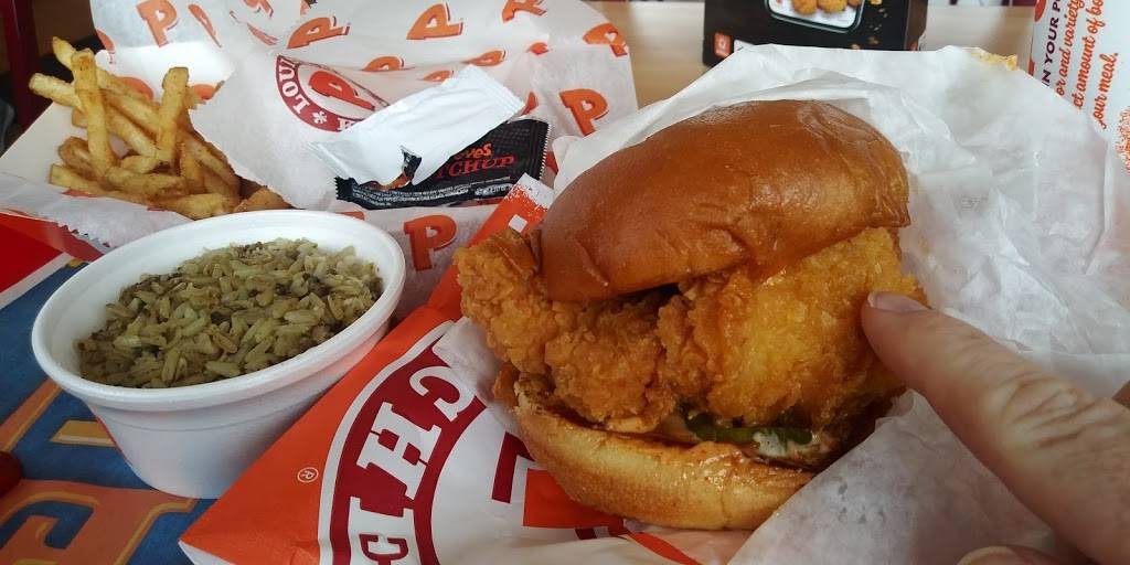 Popeyes Louisiana Kitchen | restaurant | 8415 Farm to Market 1960 Bypass Rd W, Humble, TX 77338, USA | 2818834421 OR +1 281-883-4421