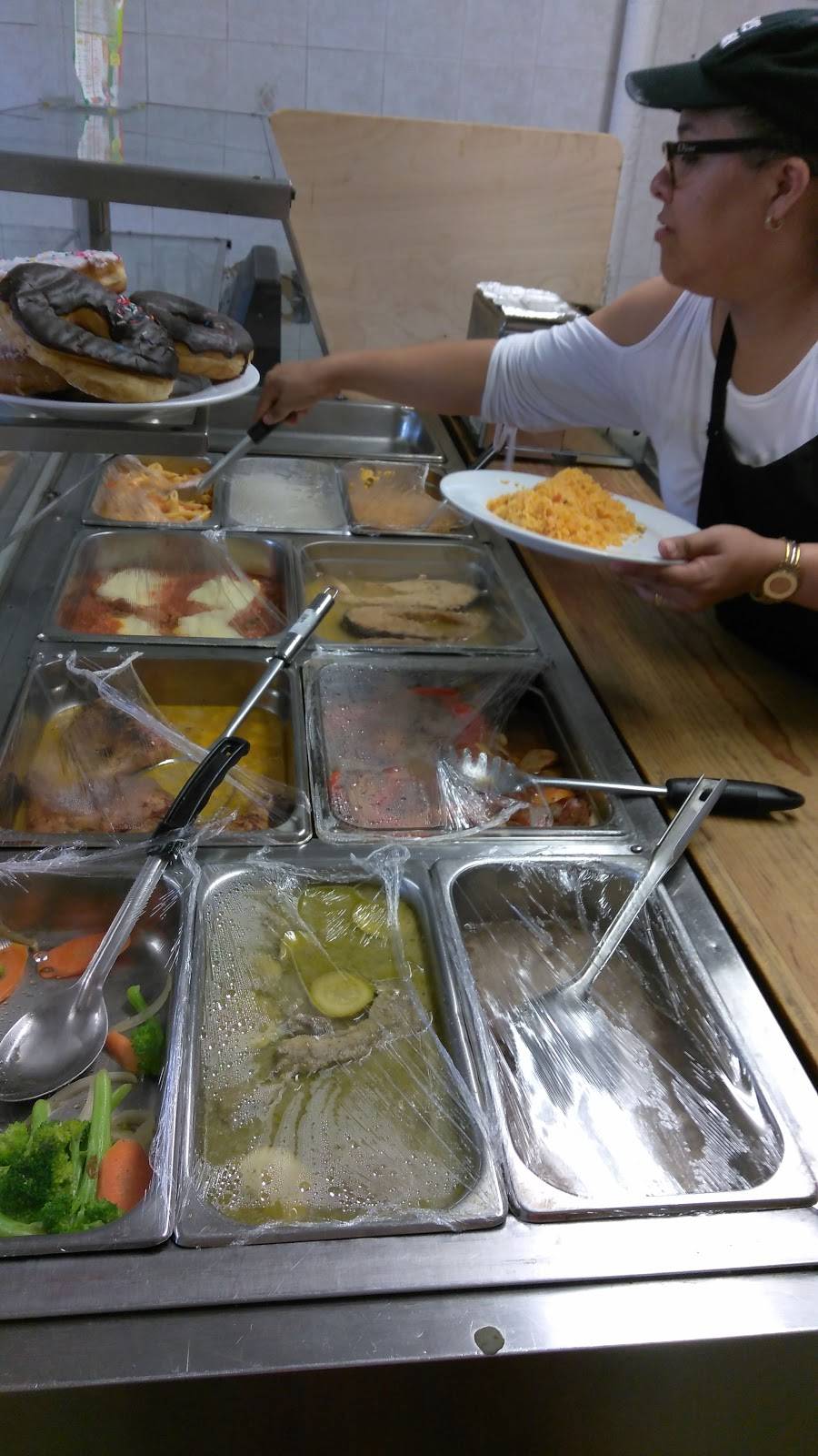 La cholita mexicana | restaurant | 6410 New Utrecht Ave, Brooklyn, NY 11219, USA | 7182565646 OR +1 718-256-5646