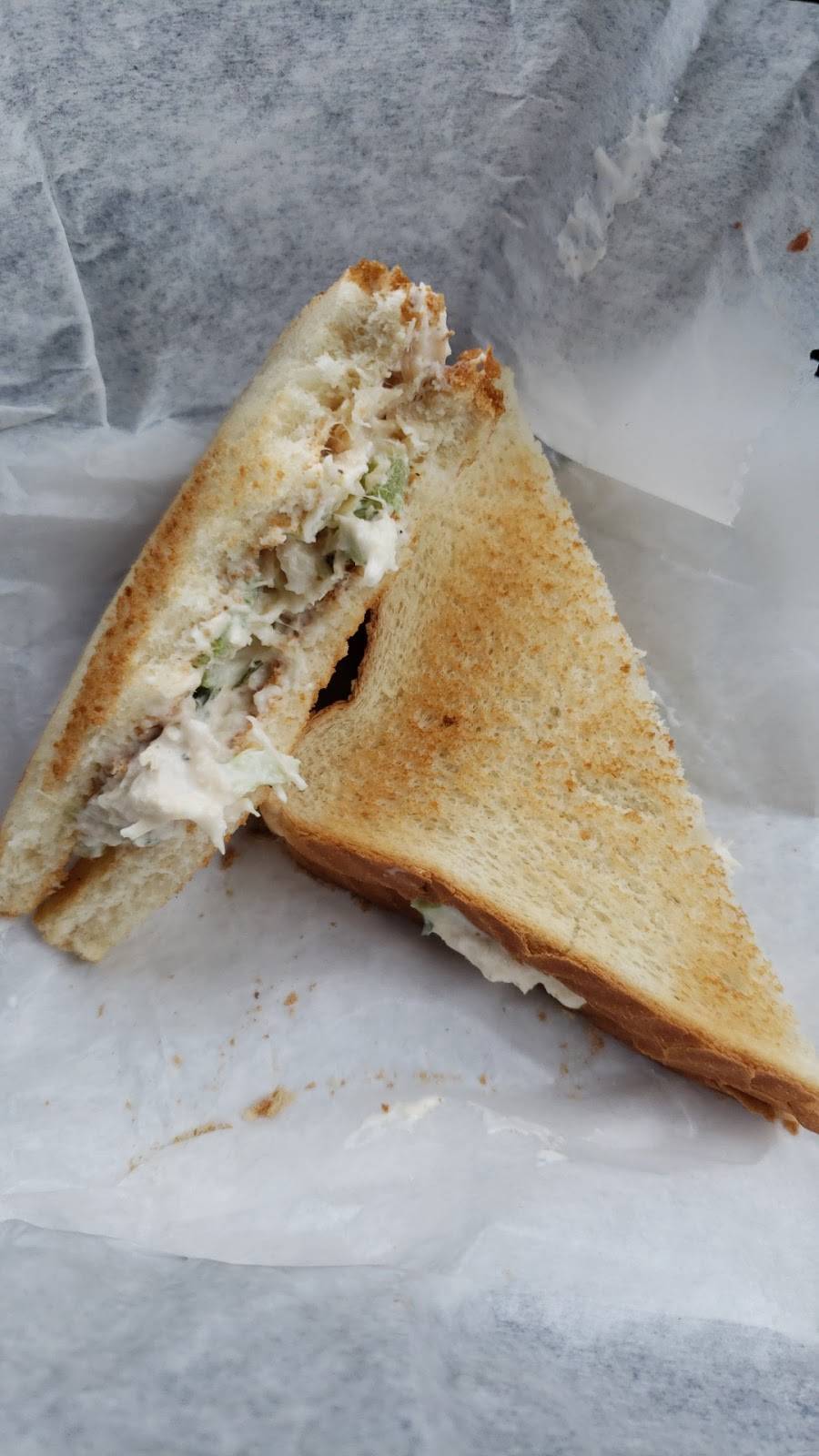 Shirleys Restaurant | restaurant | 5006 Curtis Ave, Baltimore, MD 21226, USA | 4103544153 OR +1 410-354-4153