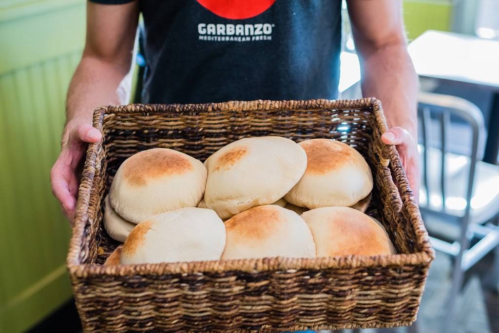 Garbanzo Mediterranean Fresh | restaurant | 3453 W 32nd Ave, Denver, CO 80211, USA | 3034339990 OR +1 303-433-9990