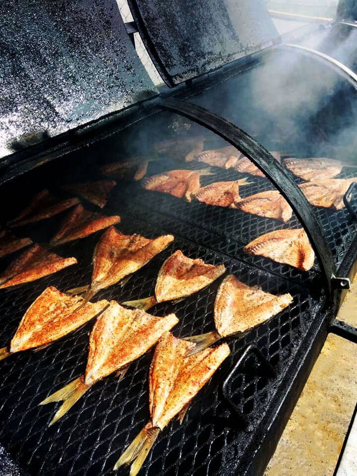 Jabos BBQ and Seafood | restaurant | 3286 Commercial Way, Spring Hill, FL 34606, USA | 3526869500 OR +1 352-686-9500