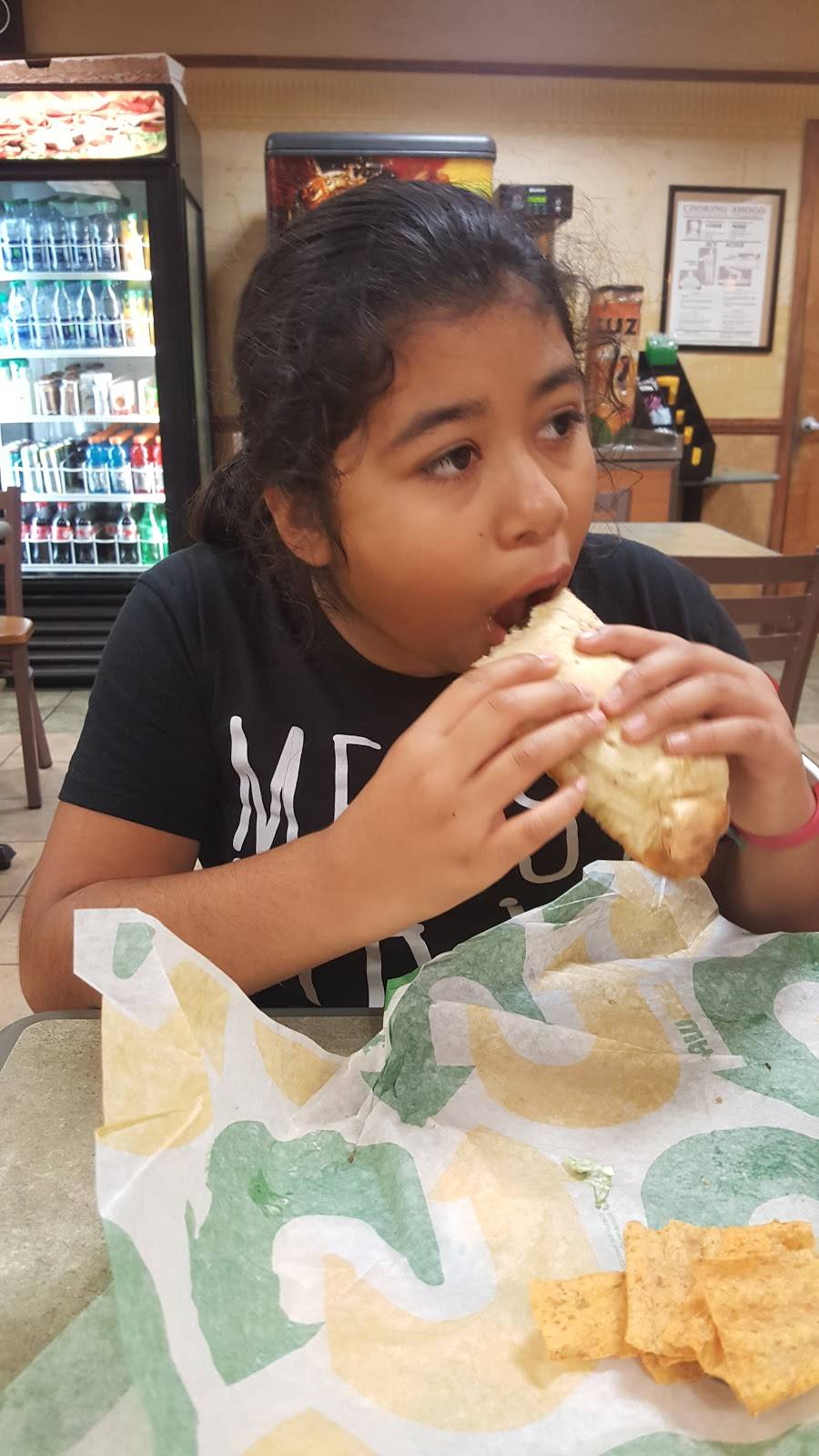 Subway | meal takeaway | 900 East, TX-44, Robstown, TX 78380, USA | 3619330619 OR +1 361-933-0619