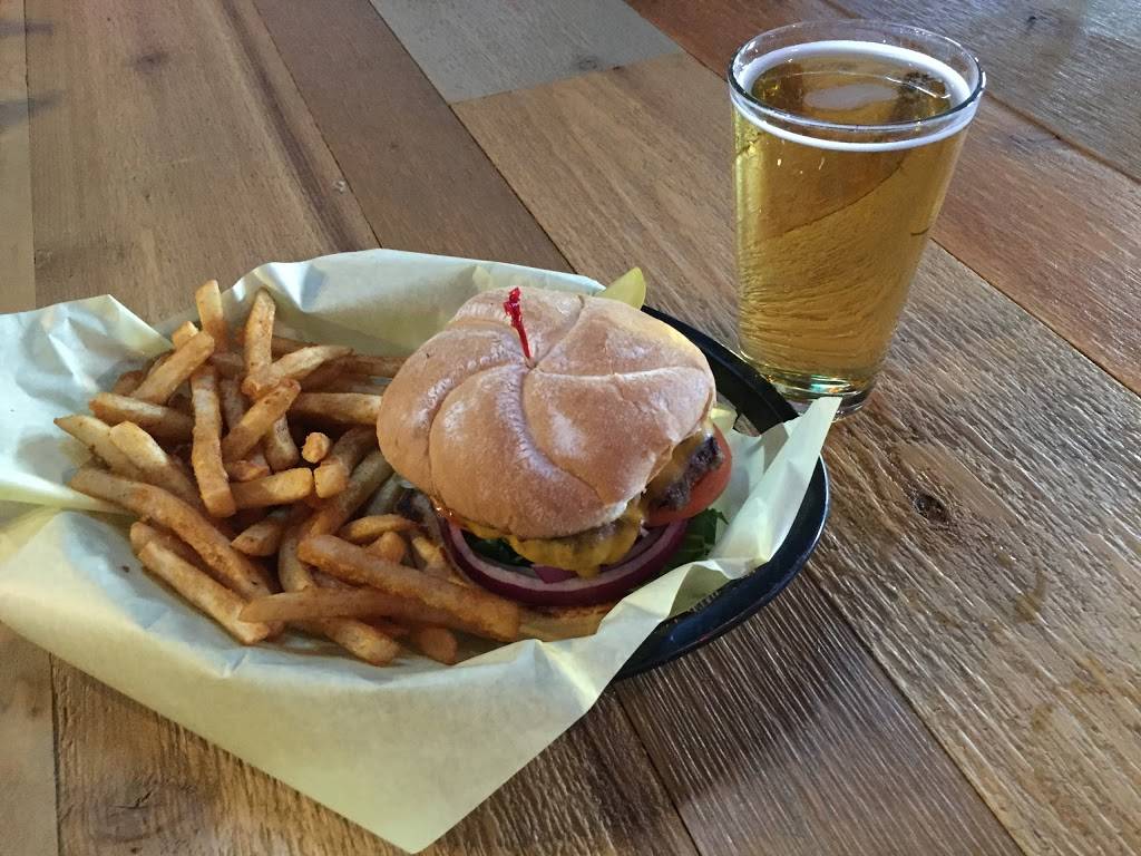 Legends Sports Club | restaurant | 8378 W Thunderbird Rd, Peoria, AZ 85381, USA | 6234871271 OR +1 623-487-1271