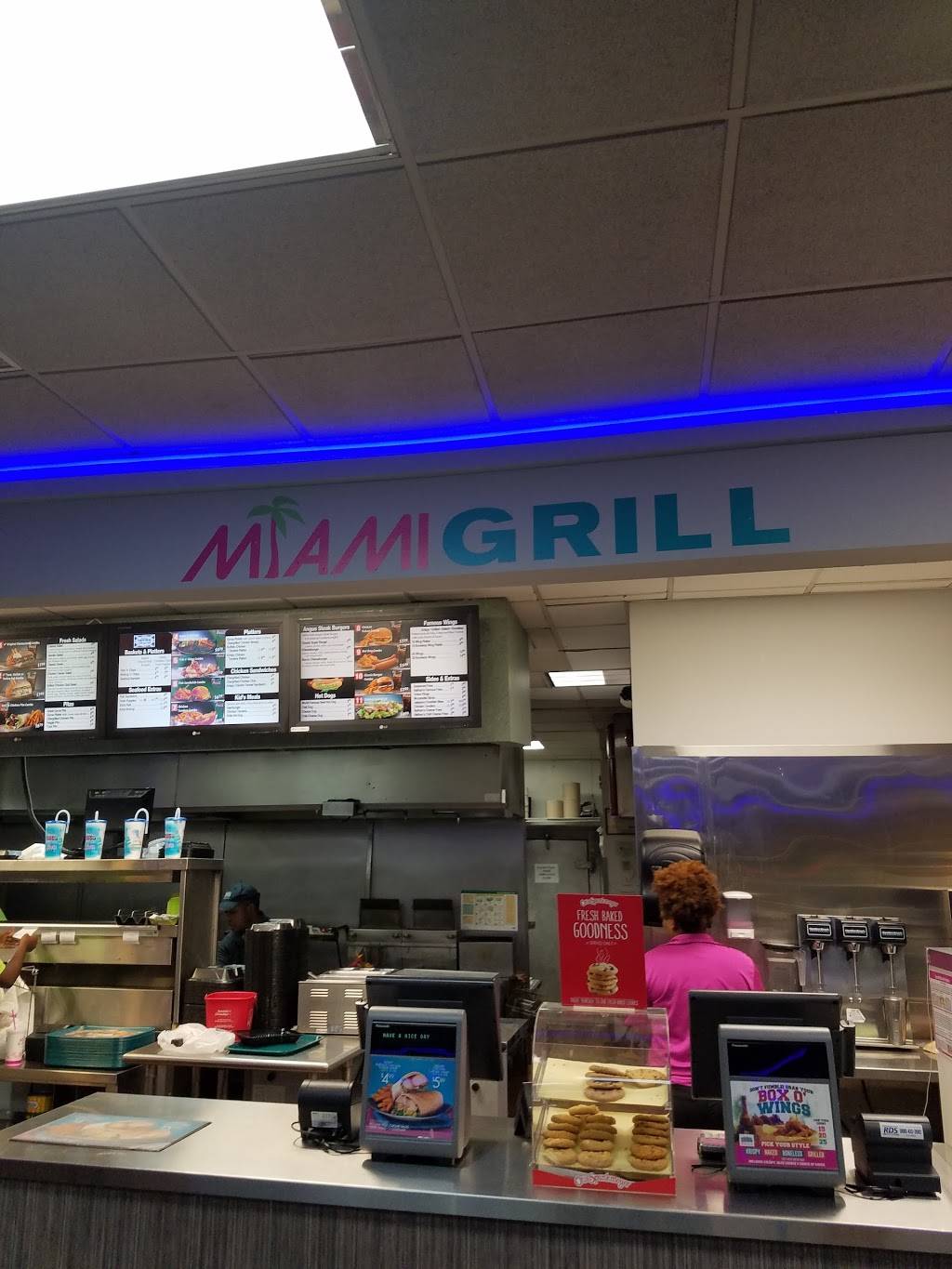 Miami Grill | restaurant | 750 W Sample Rd, Pompano Beach, FL 33064, USA | 9547821270 OR +1 954-782-1270