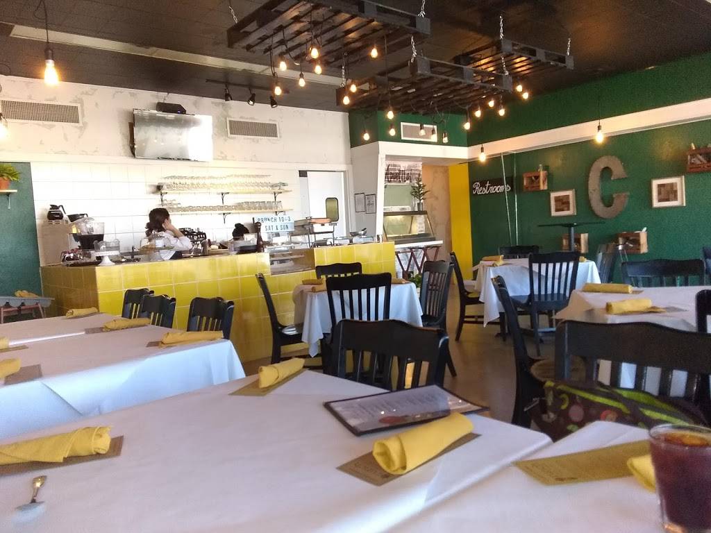 Cavaleris Kitchen | restaurant | 119 W Borden St, Sinton, TX 78387, USA | 3614002146 OR +1 361-400-2146