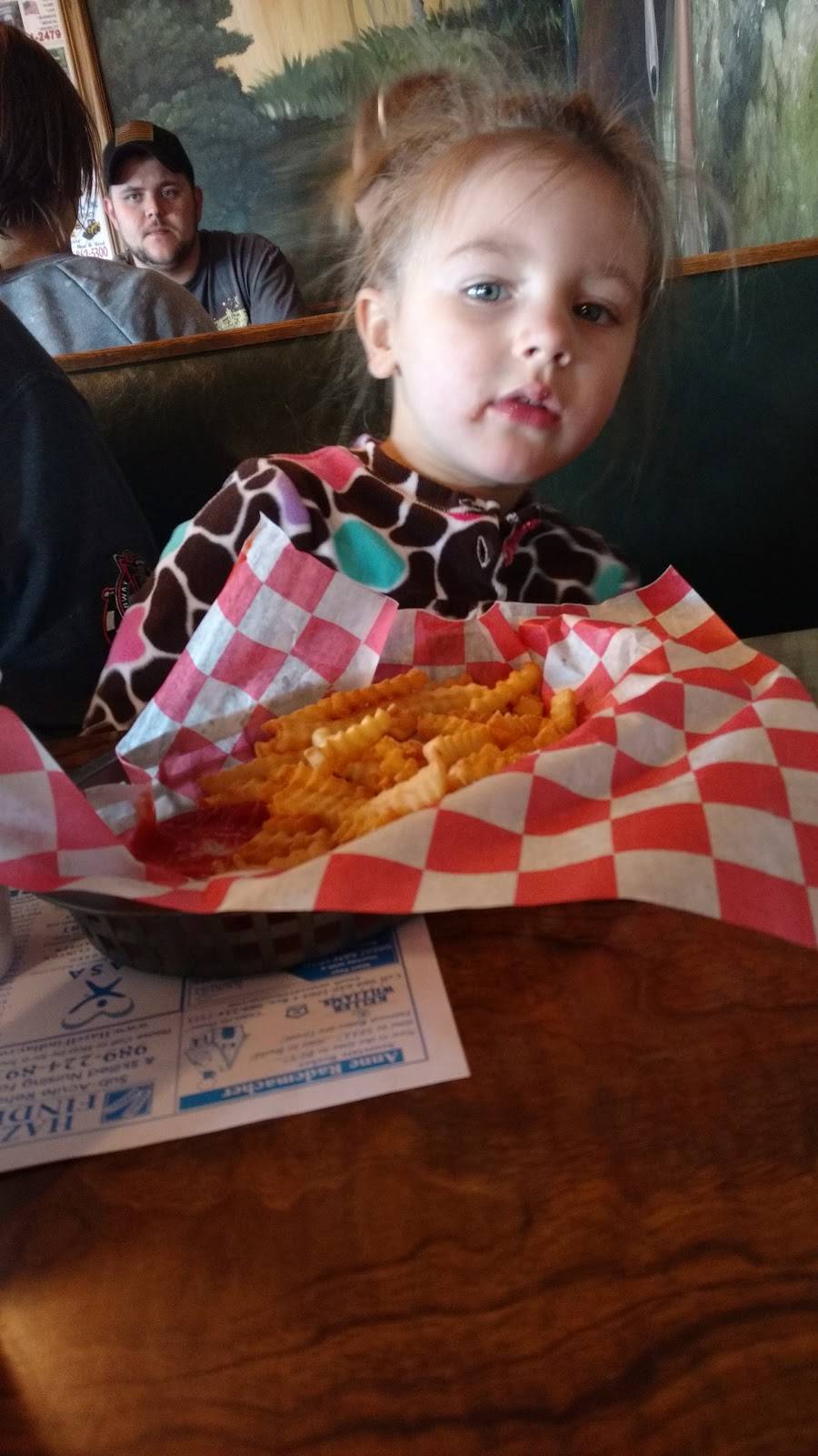 Country Kitchen | restaurant | 8875 M-21, Ovid, MI 48866, USA | 9898349640 OR +1 989-834-9640