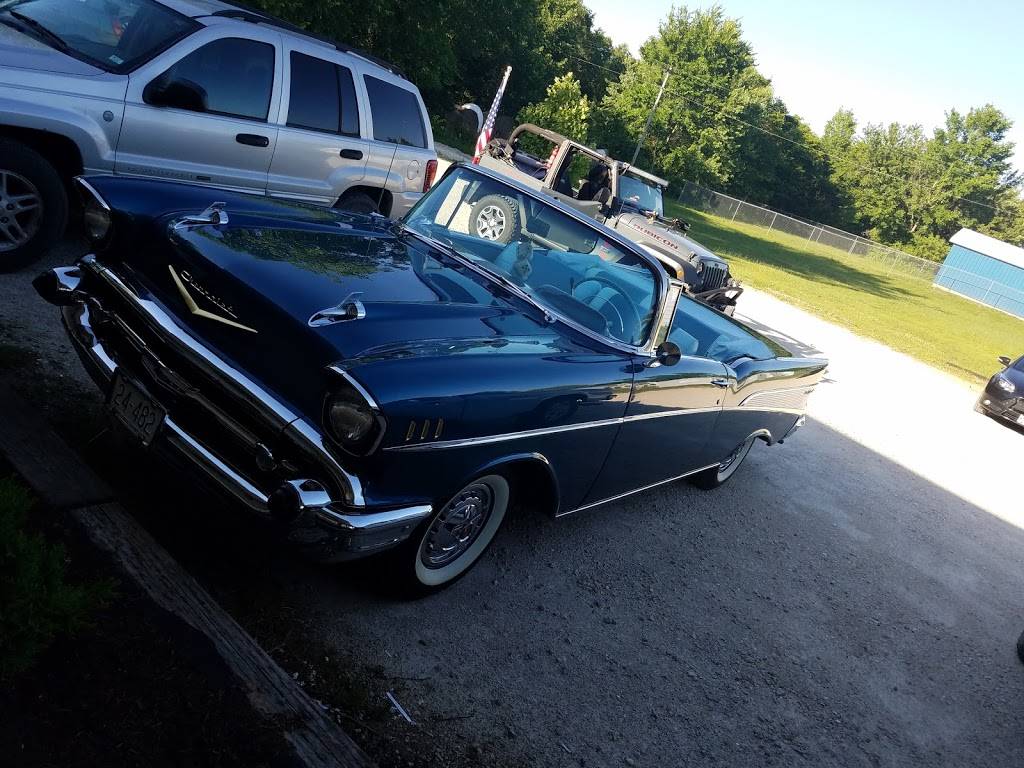 Leslie Depot | restaurant | 201 Main St, Leslie, MO 63056, USA | 5734844465 OR +1 573-484-4465