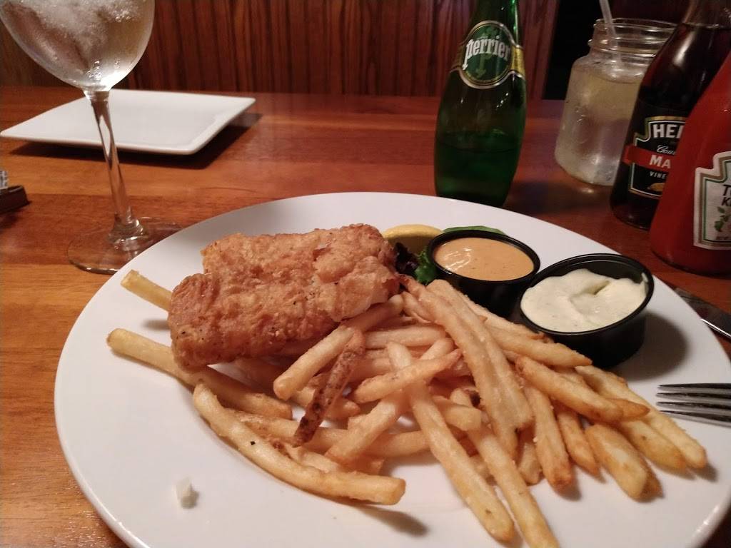 Rhetts River Grill & Raw Bar | restaurant | 2335 Seminole Trail Ste 100, Charlottesville, VA 22901, USA | 4349747818 OR +1 434-974-7818