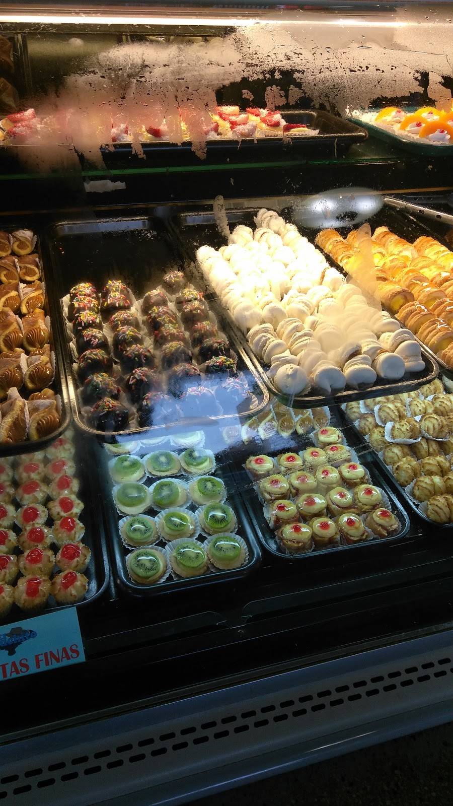 Los Gauchitos Pizzeria | restaurant | 4315 NW 7th St, Miami, FL 33126, USA | 3054470199 OR +1 305-447-0199