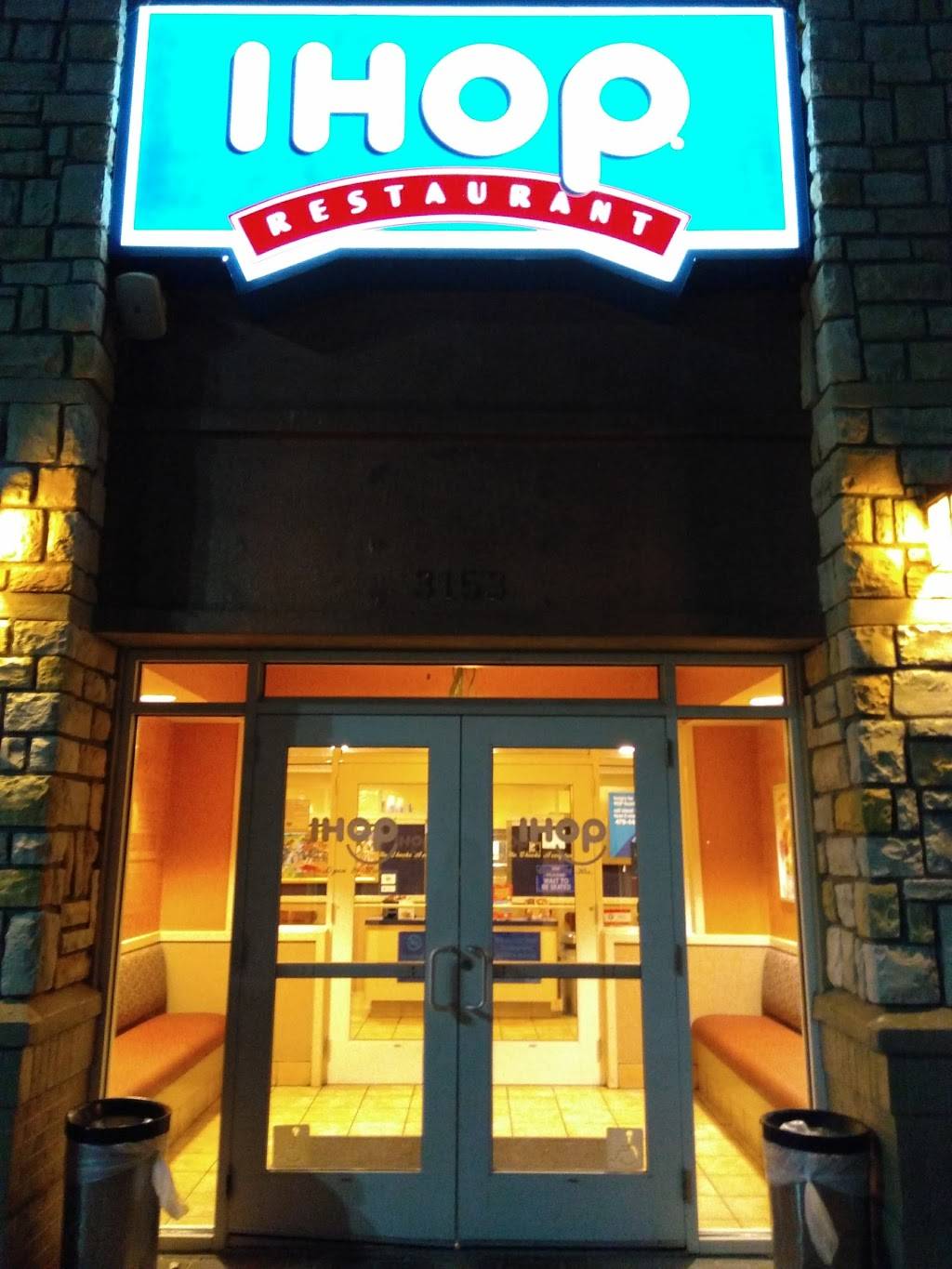 IHOP | restaurant | 3153 W Wedington Dr, Fayetteville, AR 72704, USA | 4794420770 OR +1 479-442-0770