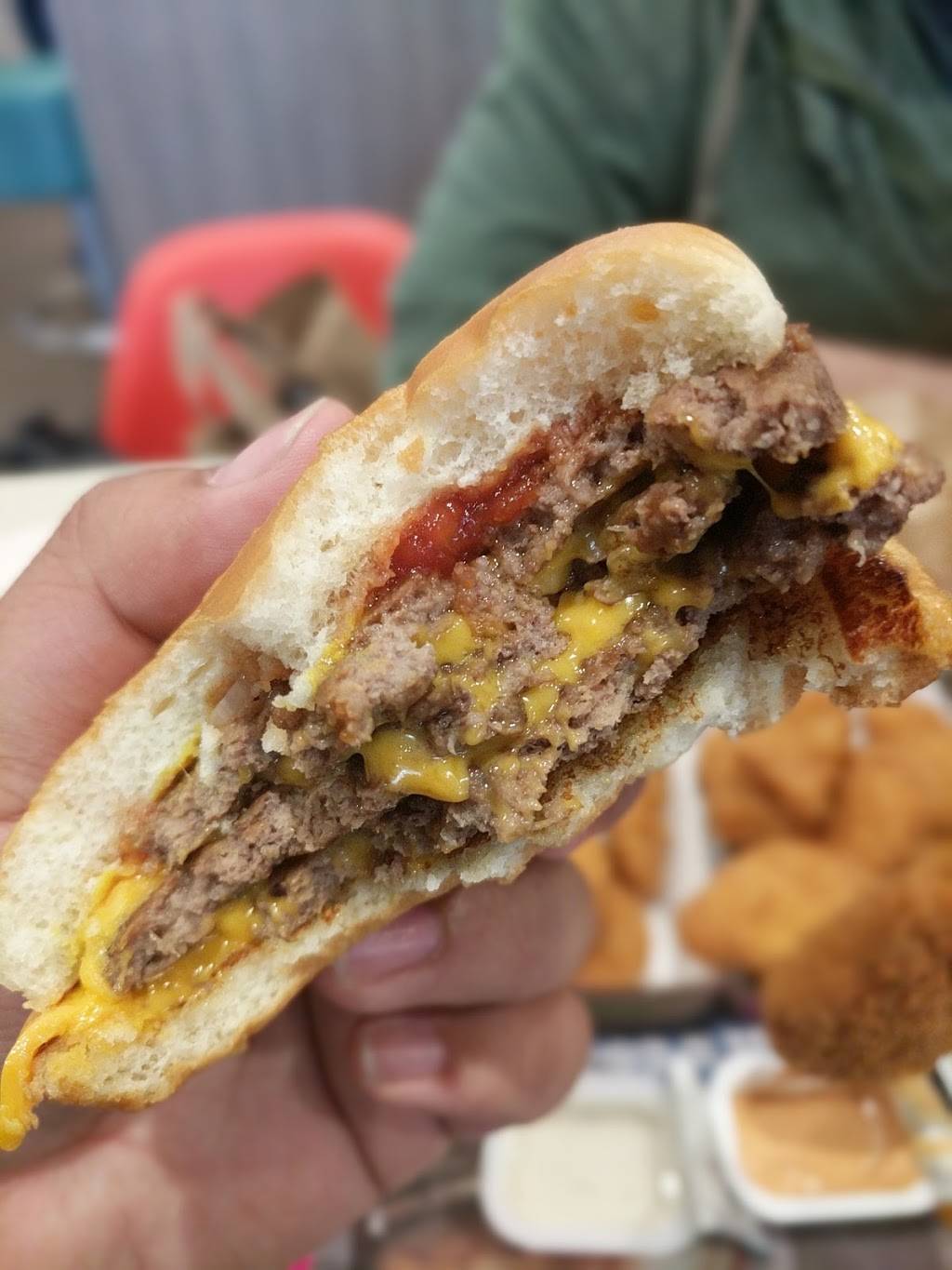 McDonalds | cafe | 145 Jefferson St, San Francisco, CA 94133, USA | 4152926684 OR +1 415-292-6684