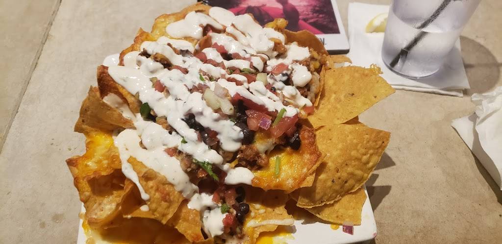 Salt Life Food Shack | restaurant | 1018 3rd St N, Jacksonville Beach, FL 32250, USA | 9043724456 OR +1 904-372-4456