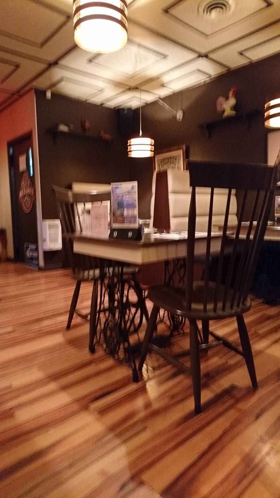 Restaurant Chez Jean-Baptiste | restaurant | 805 Boulevard Saint Laurent E, Louiseville, QC J5V 1J1, Canada | 8192289446 OR +1 819-228-9446