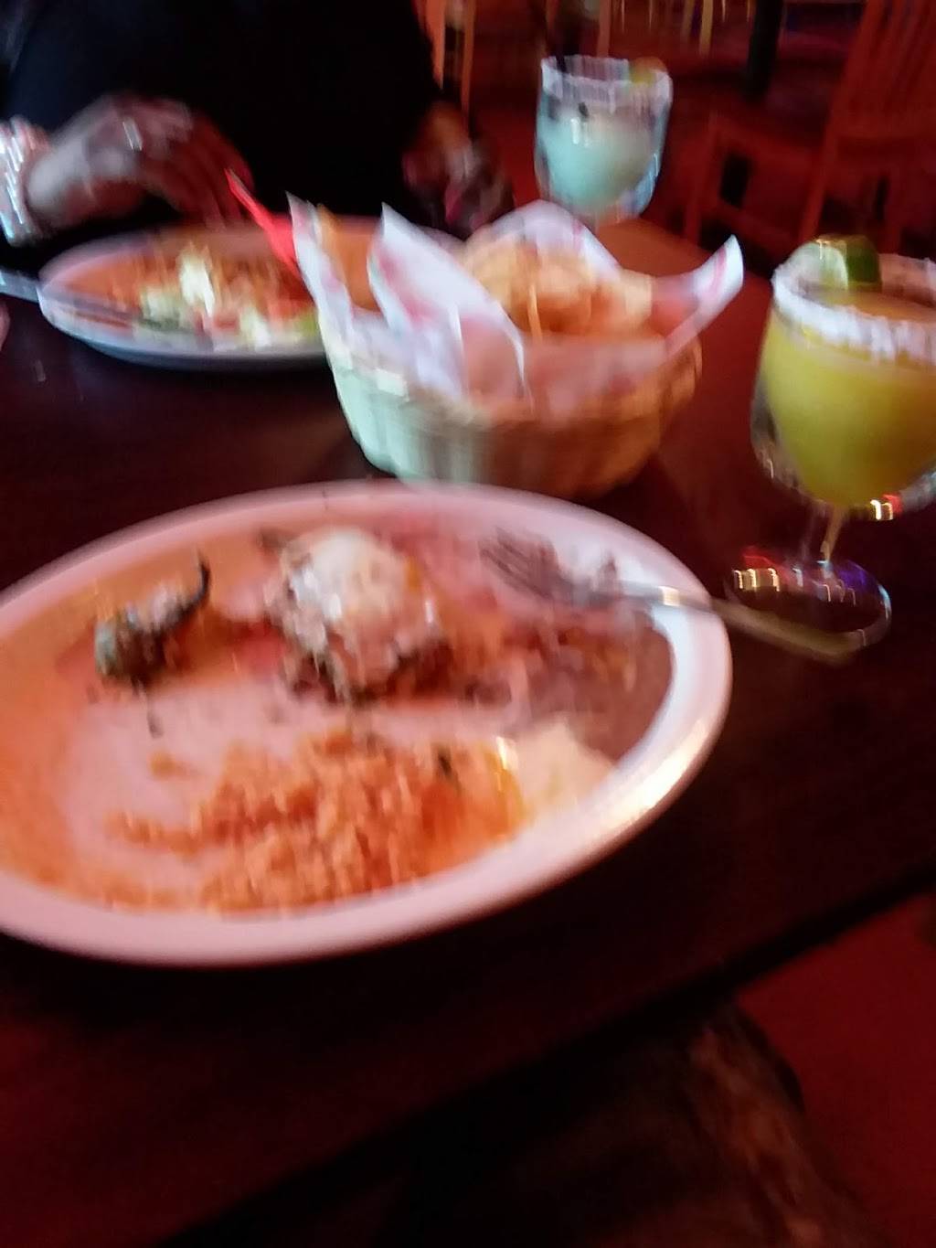 Chavos Mexican Restaurant | restaurant | US-371, Dixie Inn, LA 71055, USA | 3183773304 OR +1 318-377-3304