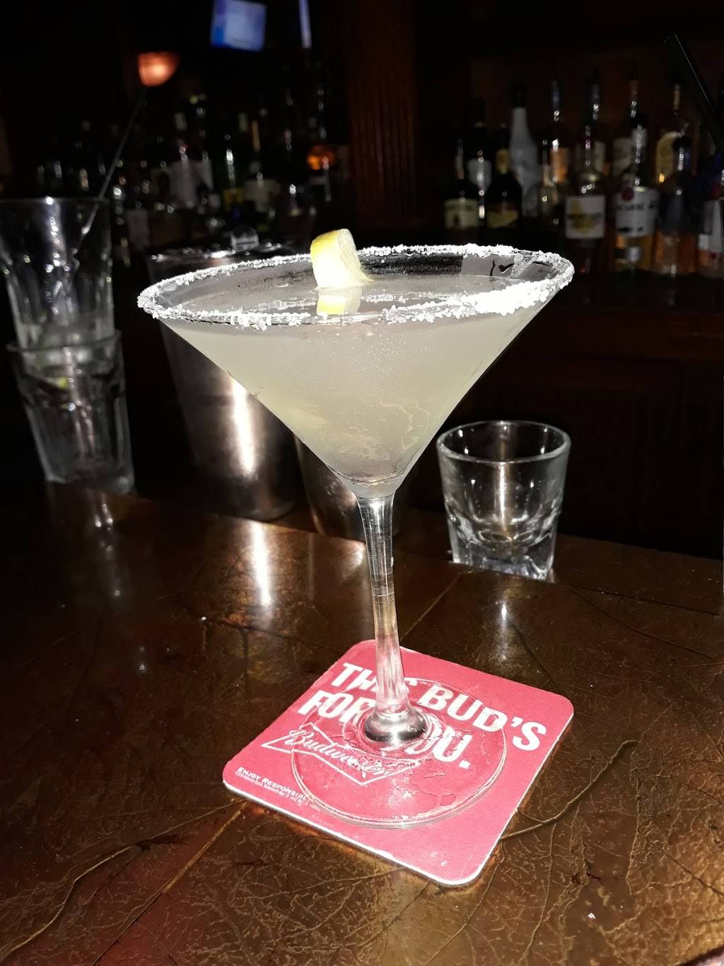 Village Well Pub | restaurant | 1023 SE 17th St, Fort Lauderdale, FL 33316, USA | 9545242531 OR +1 954-524-2531