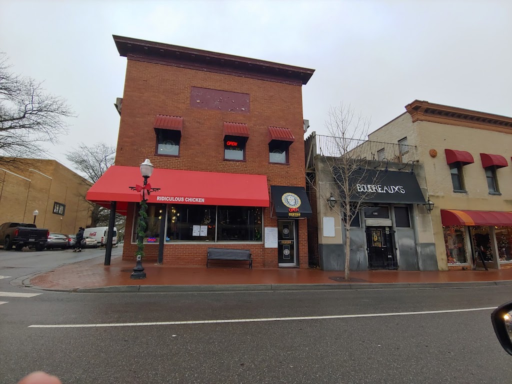 Ridiculous Chicken | restaurant | 201 N Main St Ste A, Blacksburg, VA 24060, USA | 5407393562 OR +1 540-739-3562