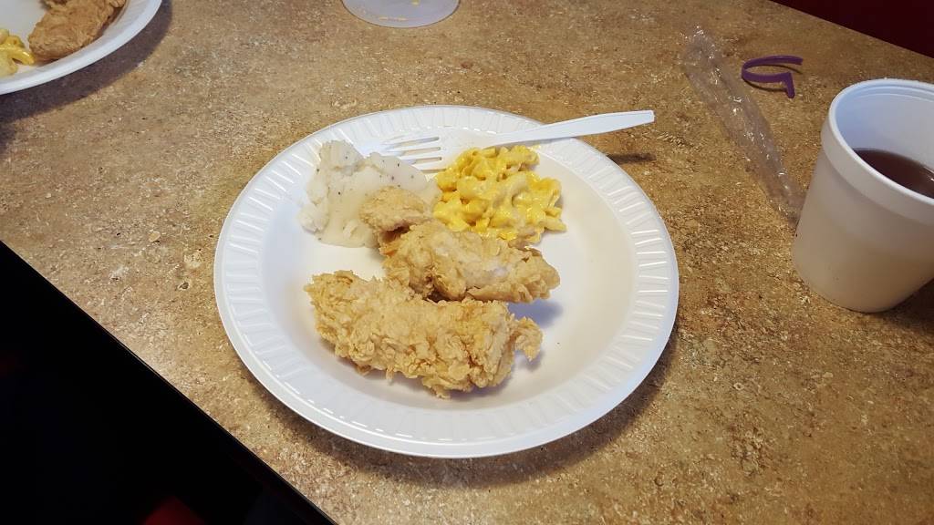 Chicken Express | restaurant | 5165 Lake Ridge Pkwy, Grand Prairie, TX 75052, USA | 9728546140 OR +1 972-854-6140