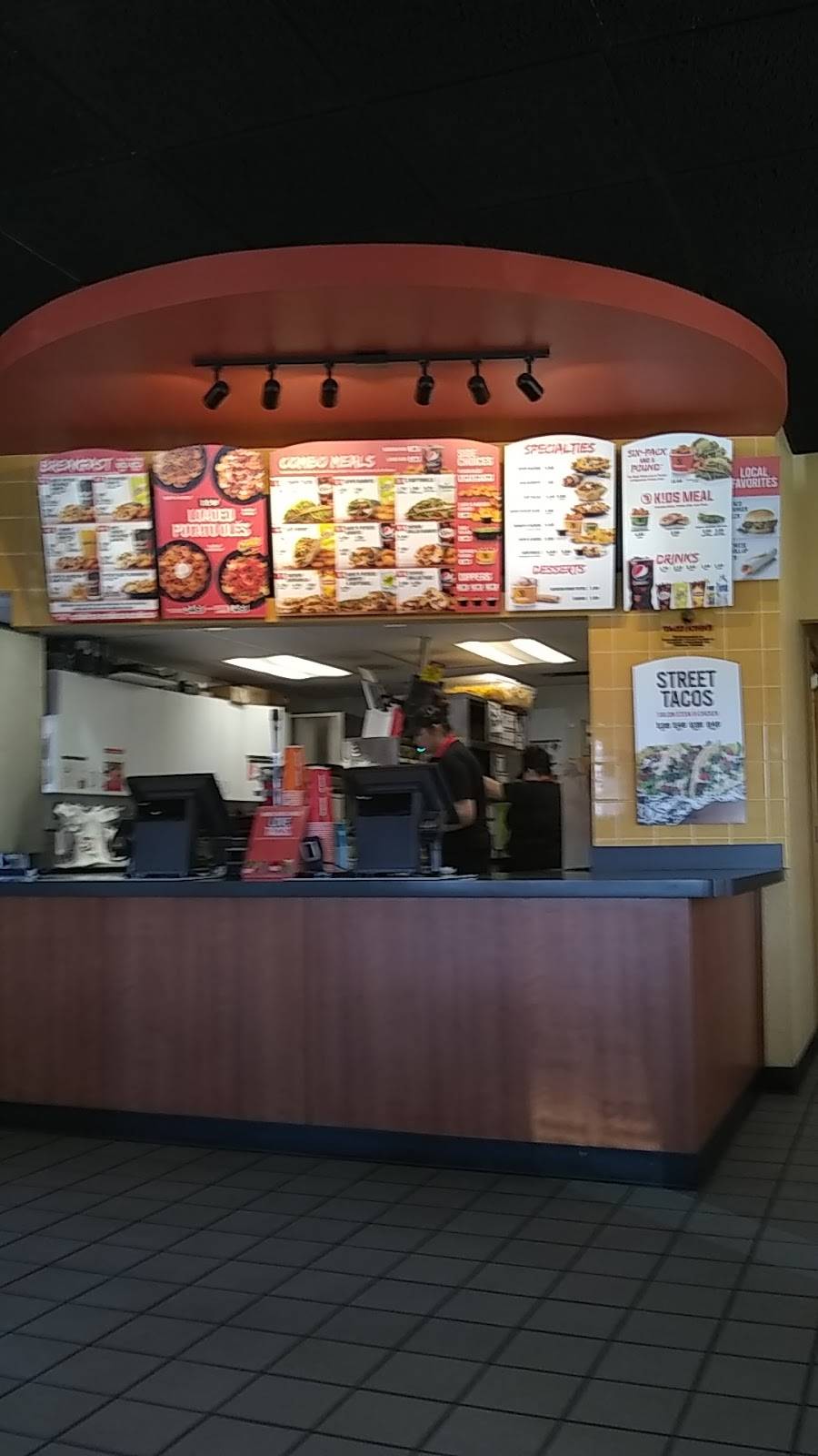 Taco Johns | restaurant | 2205 N Belt Hwy, St Joseph, MO 64506, USA | 8163642131 OR +1 816-364-2131