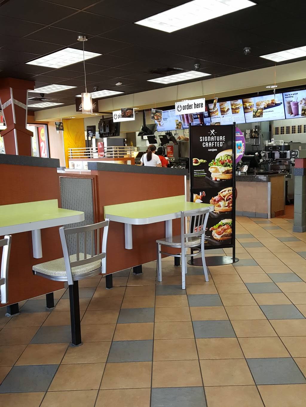 McDonalds | cafe | 630 W Sample Rd, Pompano Beach, FL 33064, USA | 9549433055 OR +1 954-943-3055