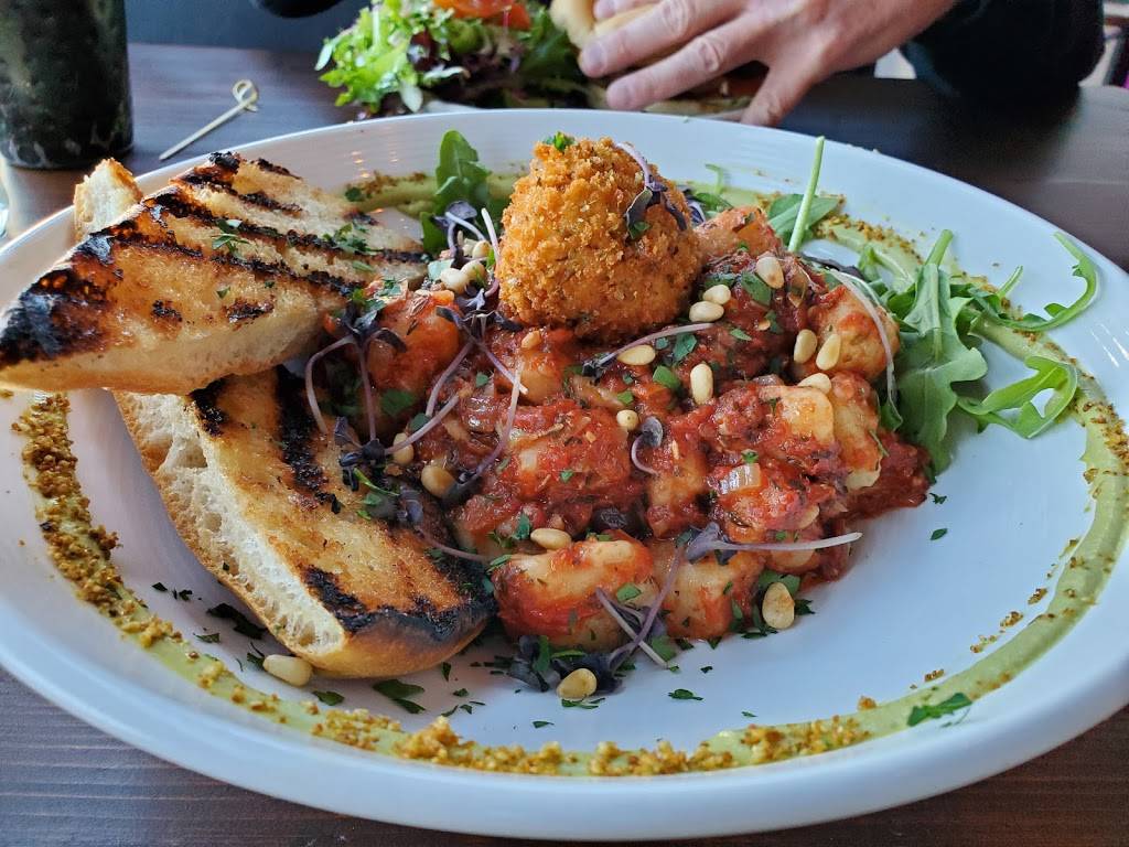 Modern Love | restaurant | 3157 Farnam St Suite 7113, Omaha, NE 68131, USA | 4026146481 OR +1 402-614-6481