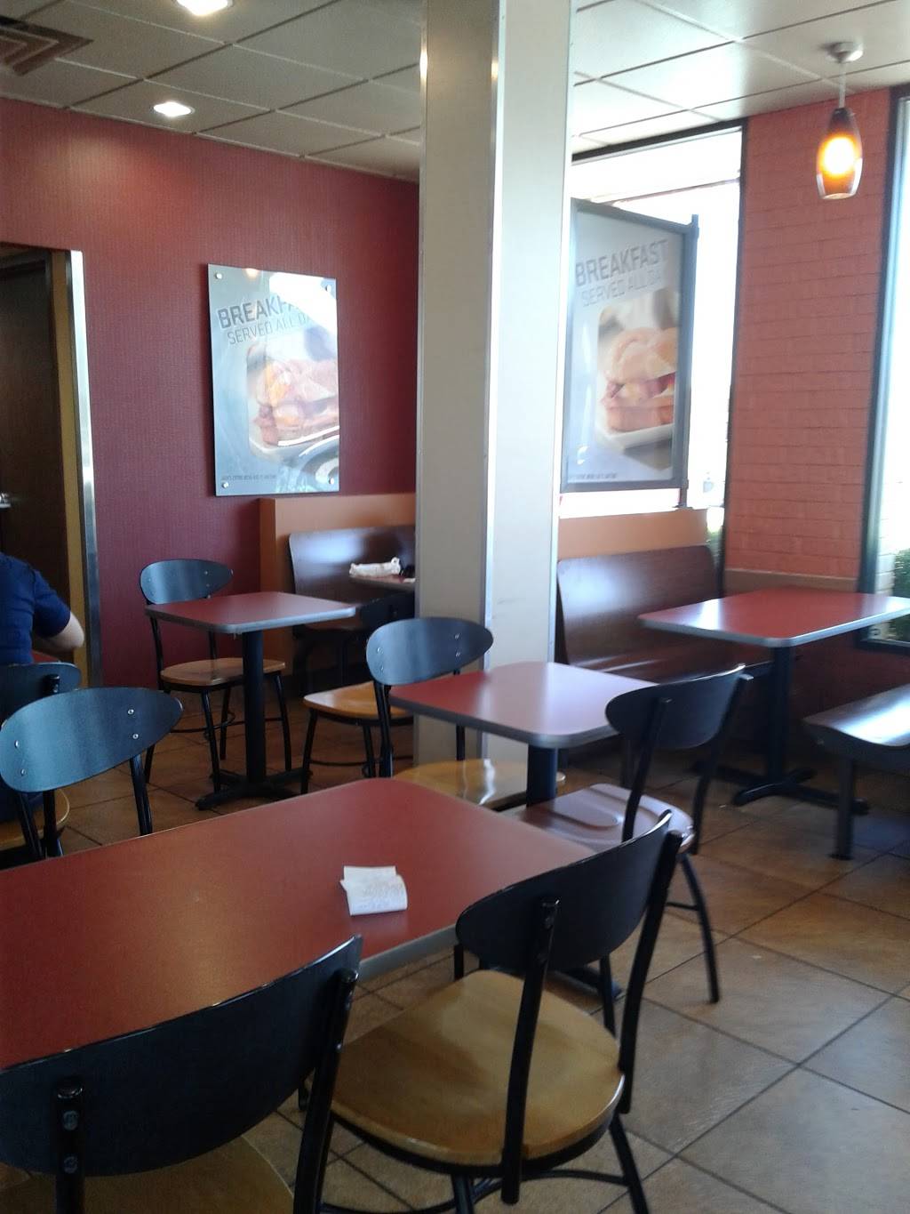 Jack in the Box | restaurant | 9004 Dyer St, El Paso, TX 79904, USA | 9157510581 OR +1 915-751-0581