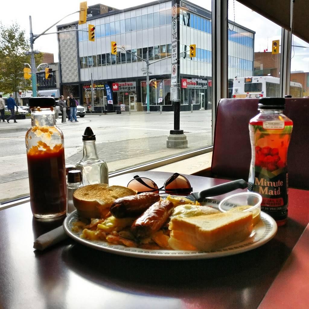 Slices Family Restaurant | restaurant | 300 King St W, Kitchener, ON N2G 1B7, Canada | 5195763760 OR +1 519-576-3760