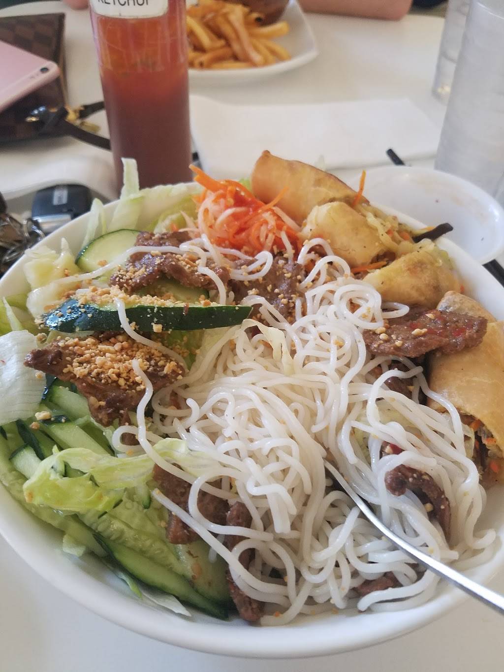 Loving Hut - Litchfield Park | restaurant | 5115 N Dysart Rd #220, Litchfield Park, AZ 85340, USA | 6235365008 OR +1 623-536-5008