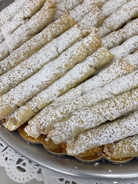 French Pastry Cafe | bakery | 1017 E Broadway, Glendale, CA 91205, USA | 8182479645 OR +1 818-247-9645