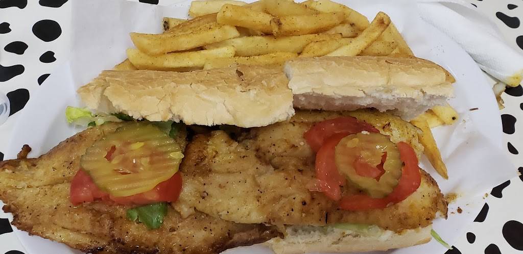 Bayou Market | restaurant | 101 E Southwest Pkwy, Lewisville, TX 75067, USA | 9724348500 OR +1 972-434-8500